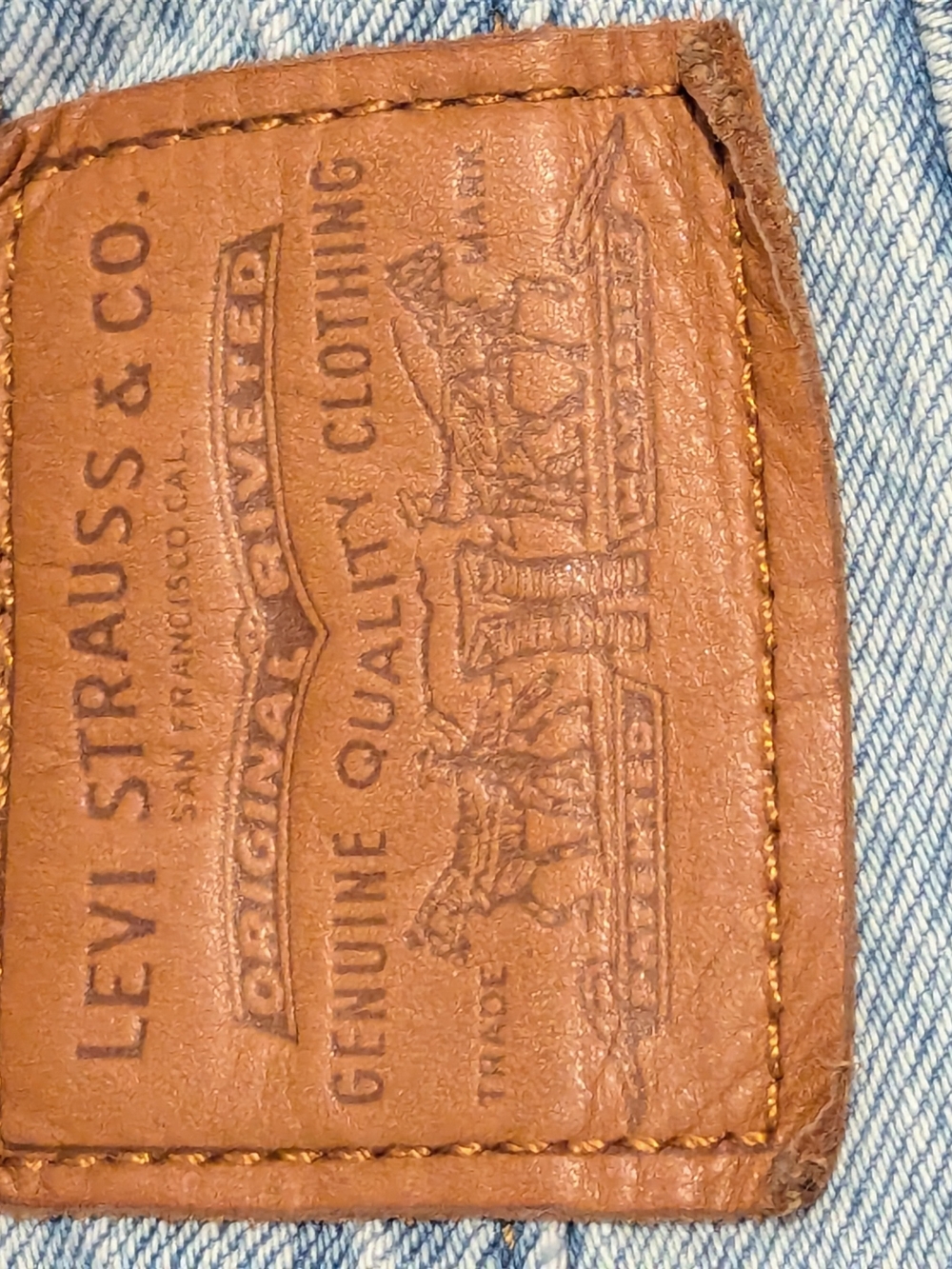 Light Blue Straight-Leg Levi's Jeans - Picture 5 of 5
